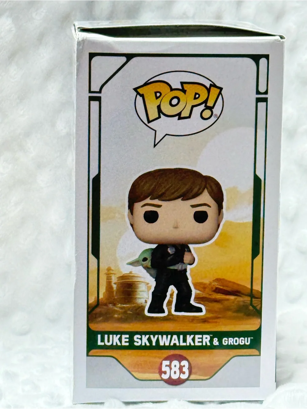 Funko Pop! Star Wars Luke Skywalker & Grogu Vinyl Figure  #583